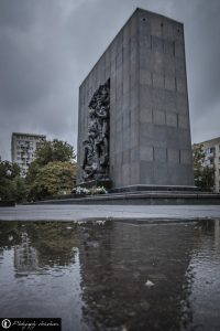 Ehrenmal zum Aufstand im Warschauer Ghetto